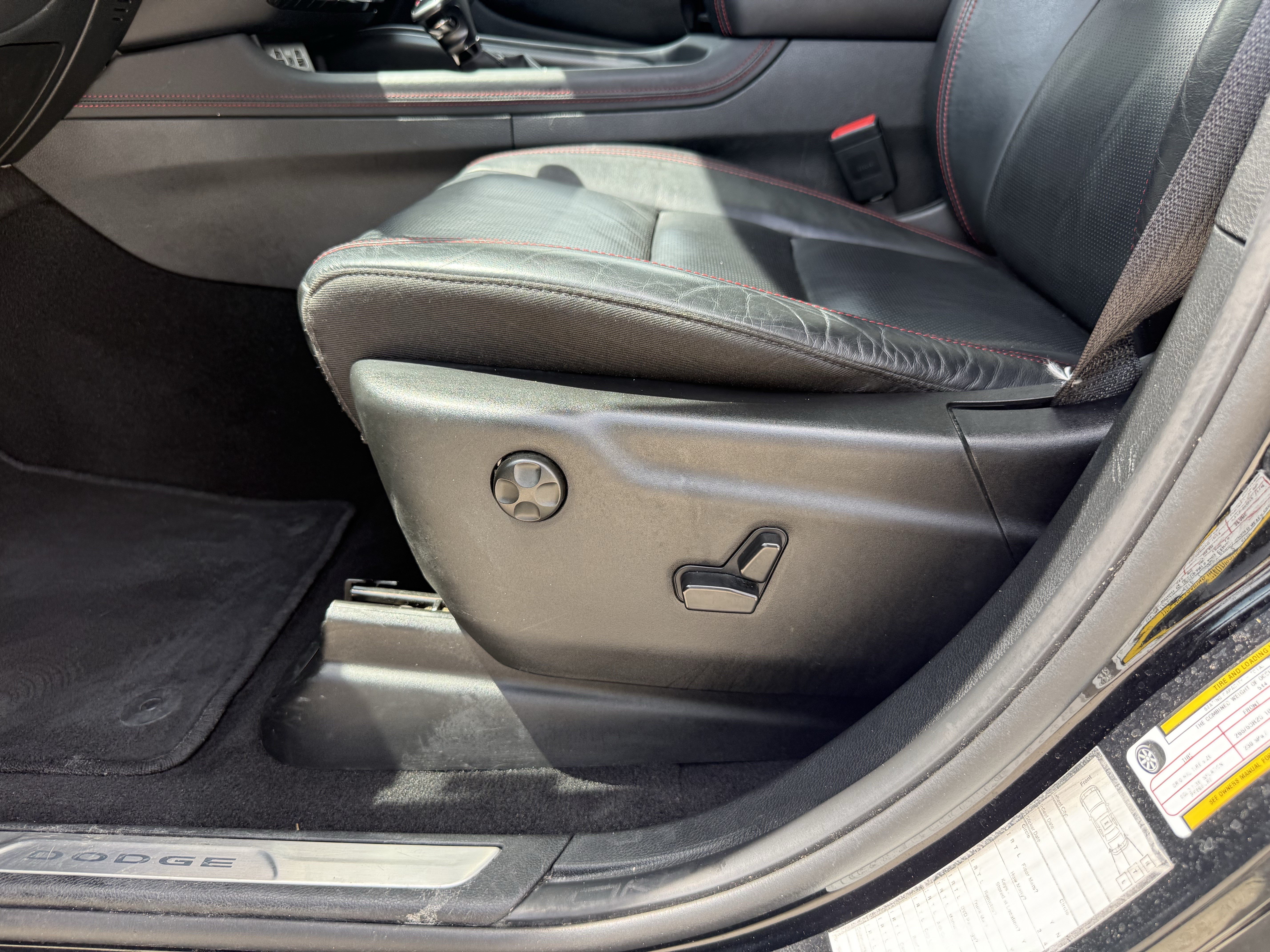 Used 2025 Dodge Durango GT AWD/4WD image 30