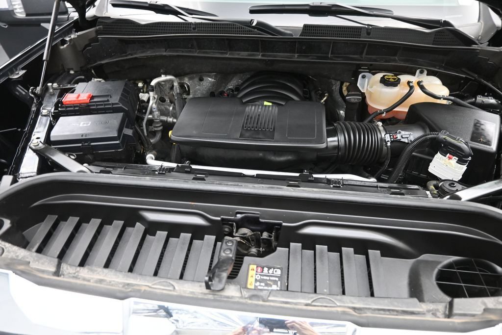 Used 2025 GMC Sierra 1500 SLT AWD/4WD image 42