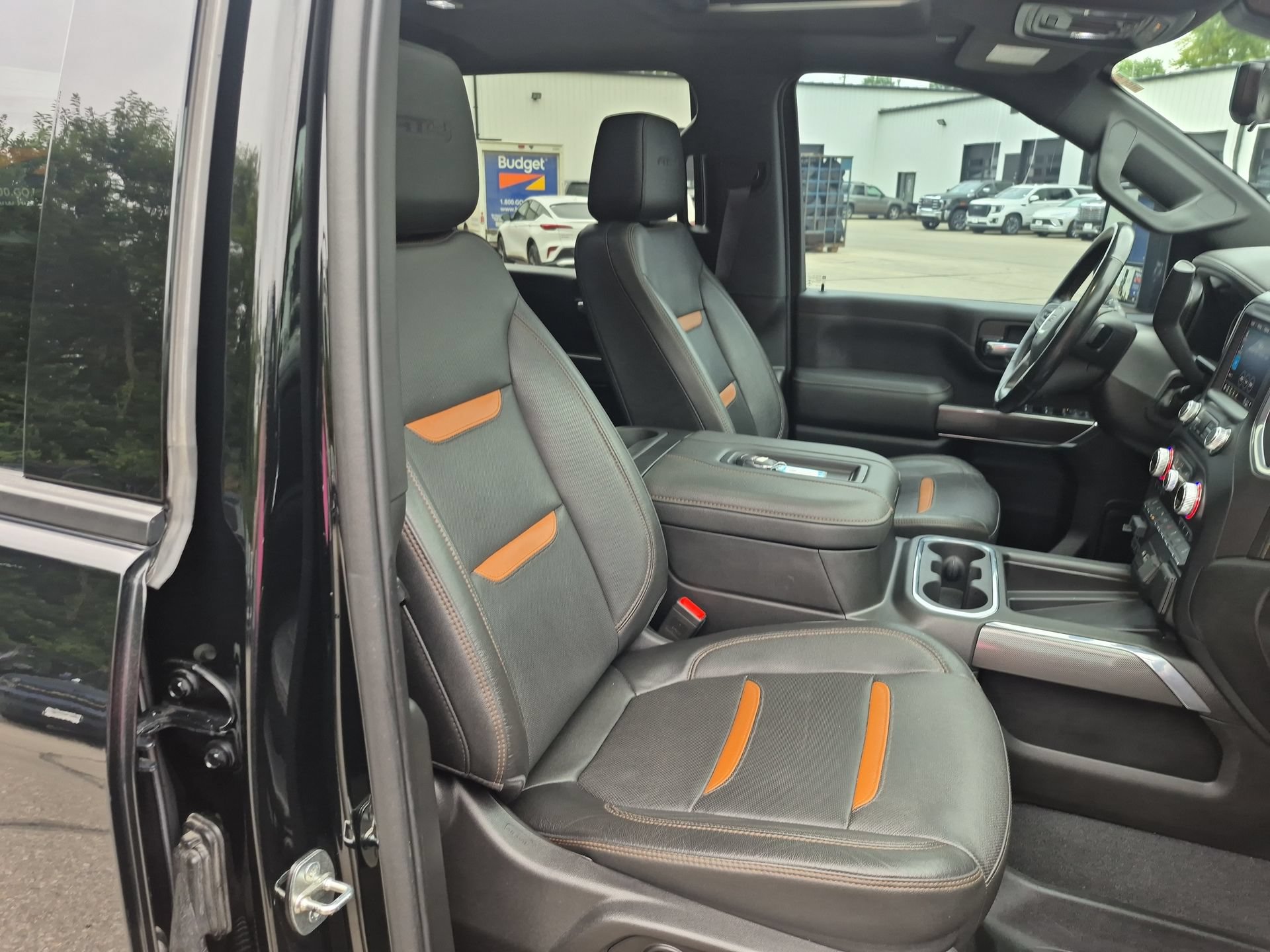 Certified 2022 GMC Sierra 3500 AT4 w/ AT4 Premium Plus Package AWD/4WD image 29