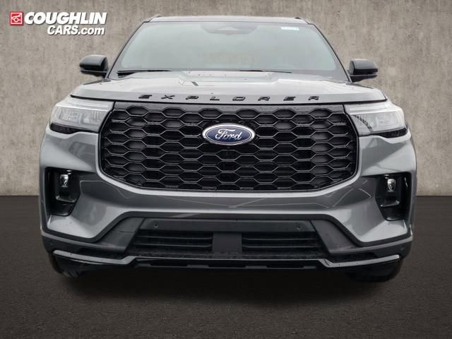New 2026 Ford Explorer ST-Line w/ ST-Line Street Pack video 2
