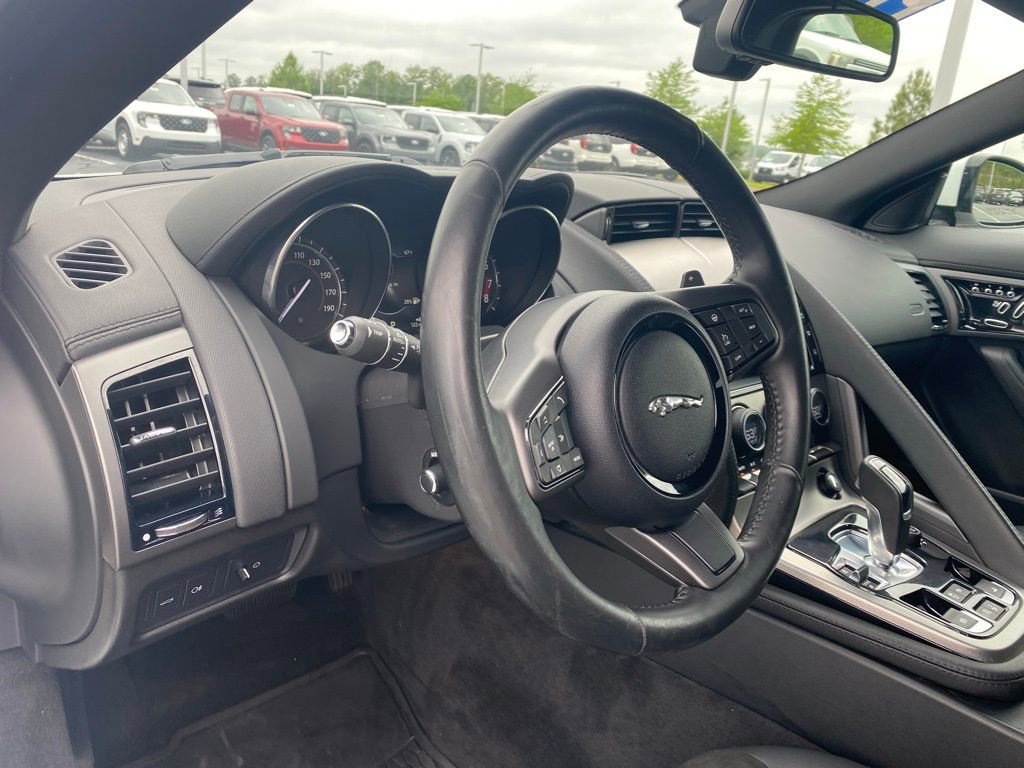 Used 2016 Jaguar F-TYPE Convertible image 9