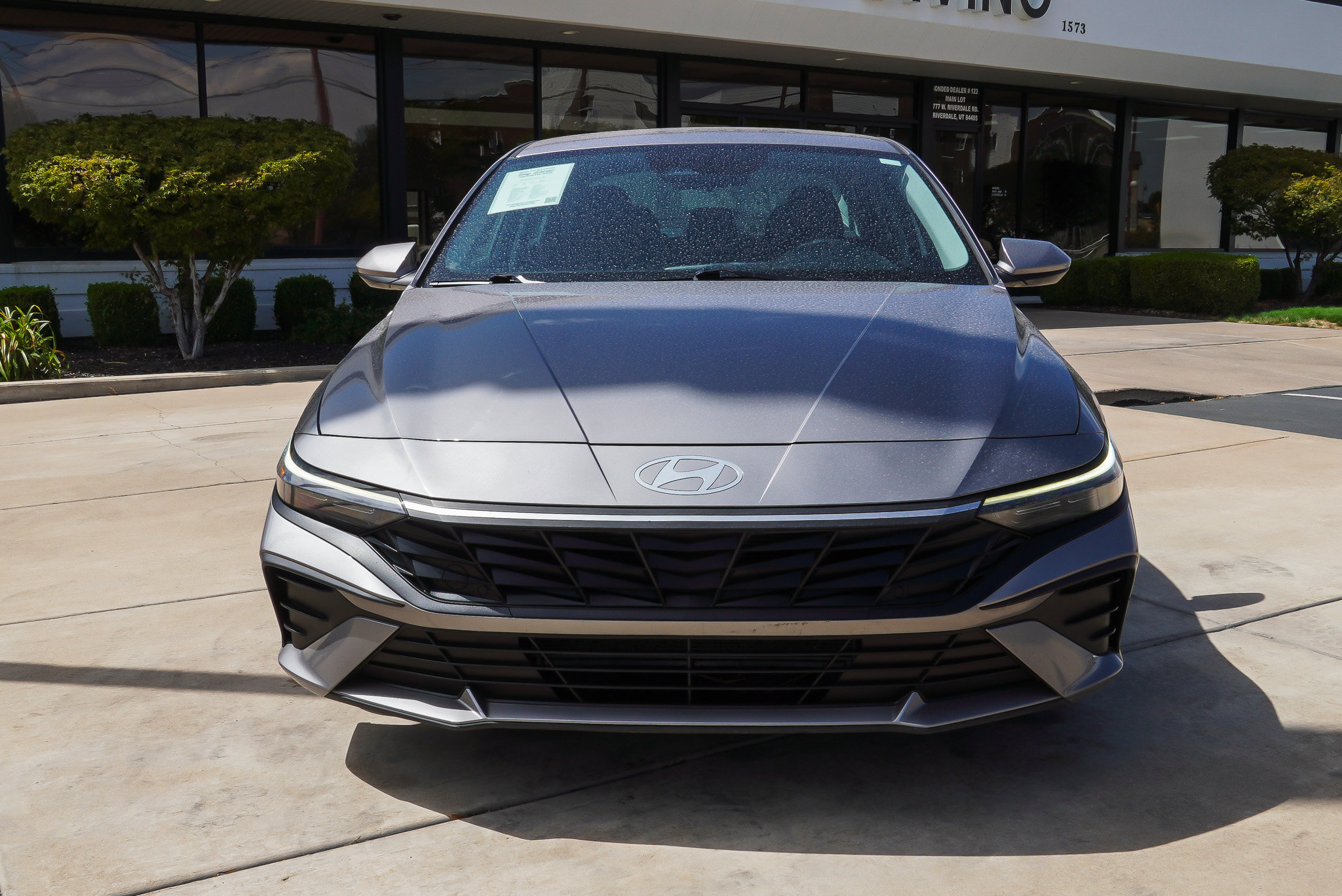 Used 2024 Hyundai Elantra SEL FWD image 3
