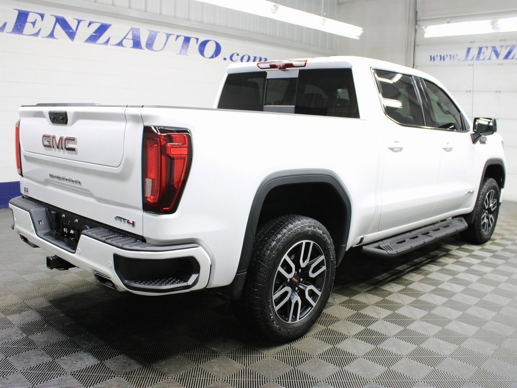 Used 2024 GMC Sierra 1500 AT4 image 4