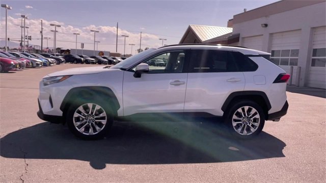 Used 2025 Toyota RAV4 XLE Premium image 6