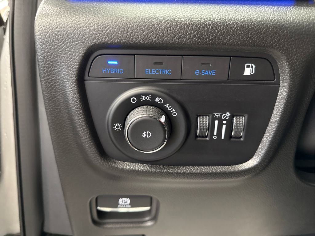 Used 2023 Jeep Grand Cherokee Summit image 28