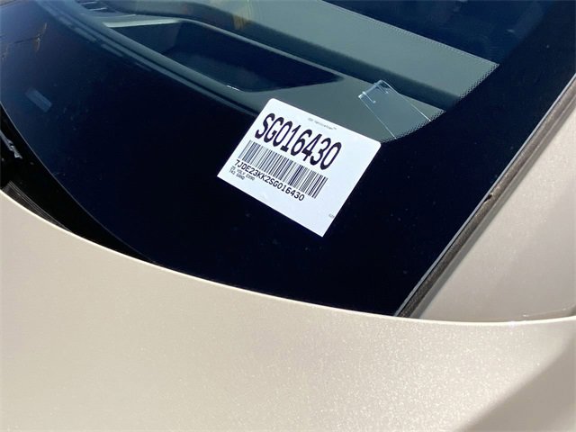 New 2025 Volvo EX90 Plus image 25