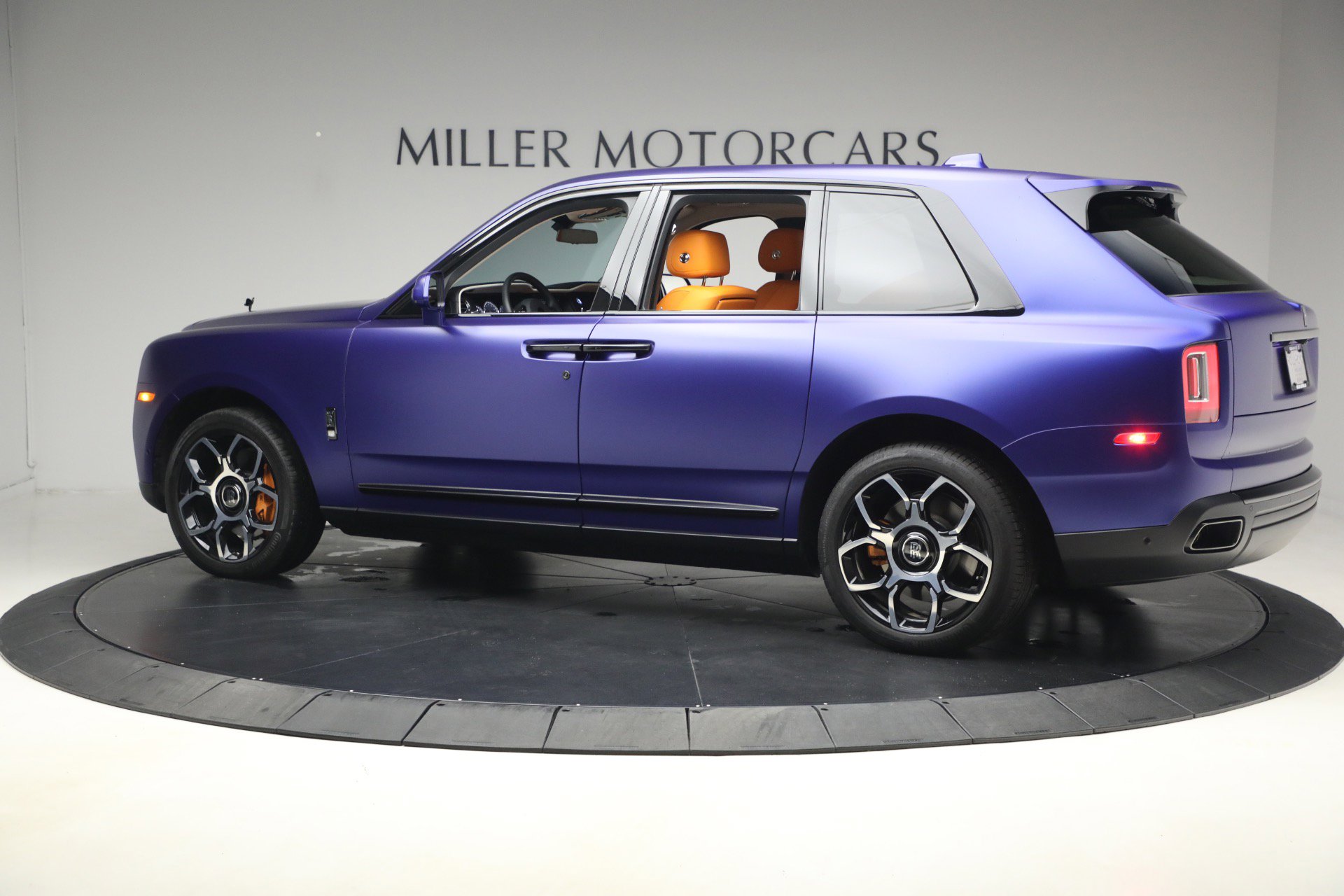 Certified 2023 Rolls-Royce Cullinan Black Badge w/ Driver's Package image 11