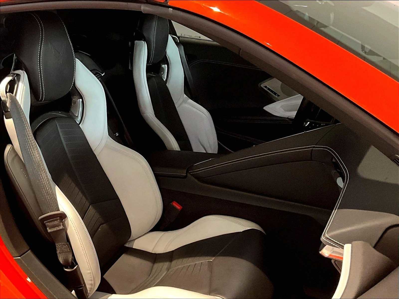 Used 2020 Chevrolet Corvette Stingray Preferred Cpe w/ 2LT Preferred Equipment Group image 22