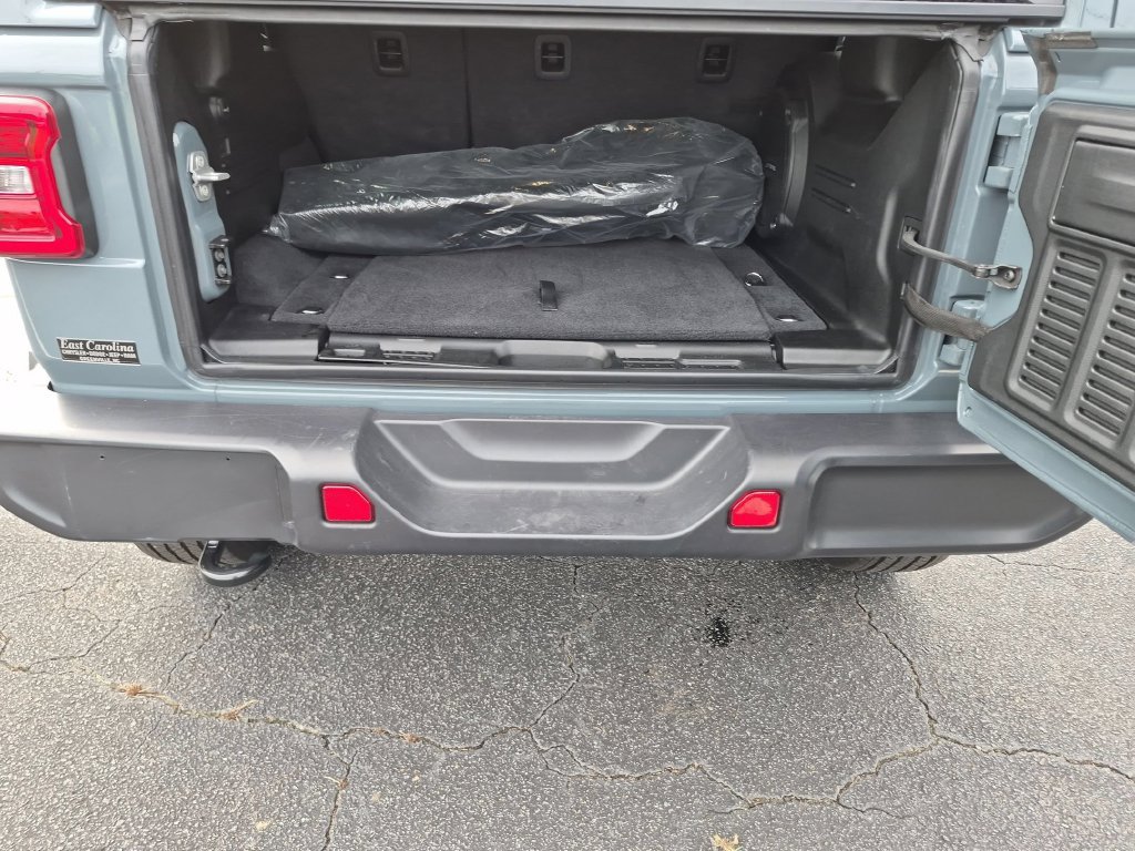 Certified 2026 Jeep Wrangler Unlimited Sahara AWD/4WD image 24