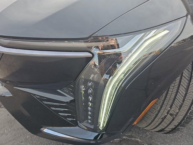 New 2026 Cadillac Optiq Sport 2 w/ LPO, Floor Liner Package image 30