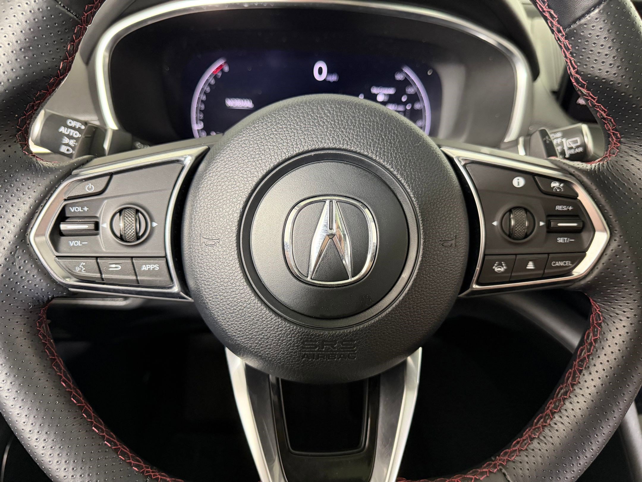 Used 2024 Acura MDX SH-AWD w/ Technology Package image 14