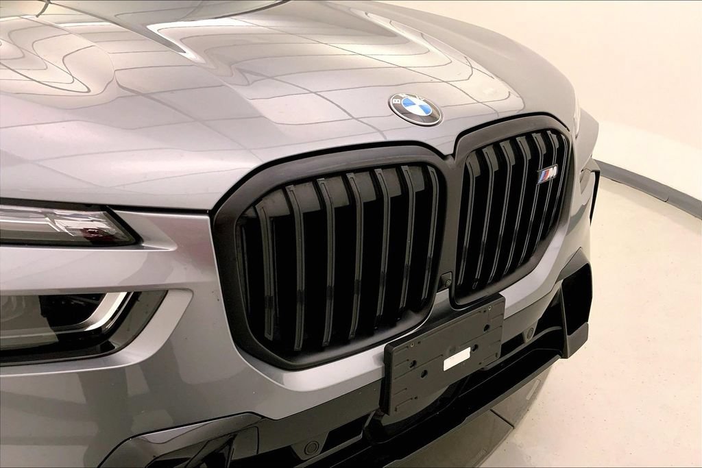 Certified 2024 BMW X7 M60i w/ Executive Package AWD/4WD image 29