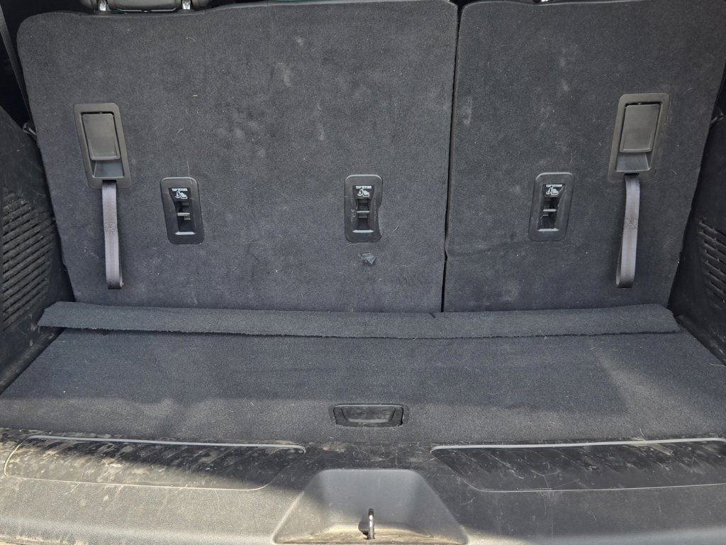 Used 2025 Chevrolet Tahoe LT RWD image 33