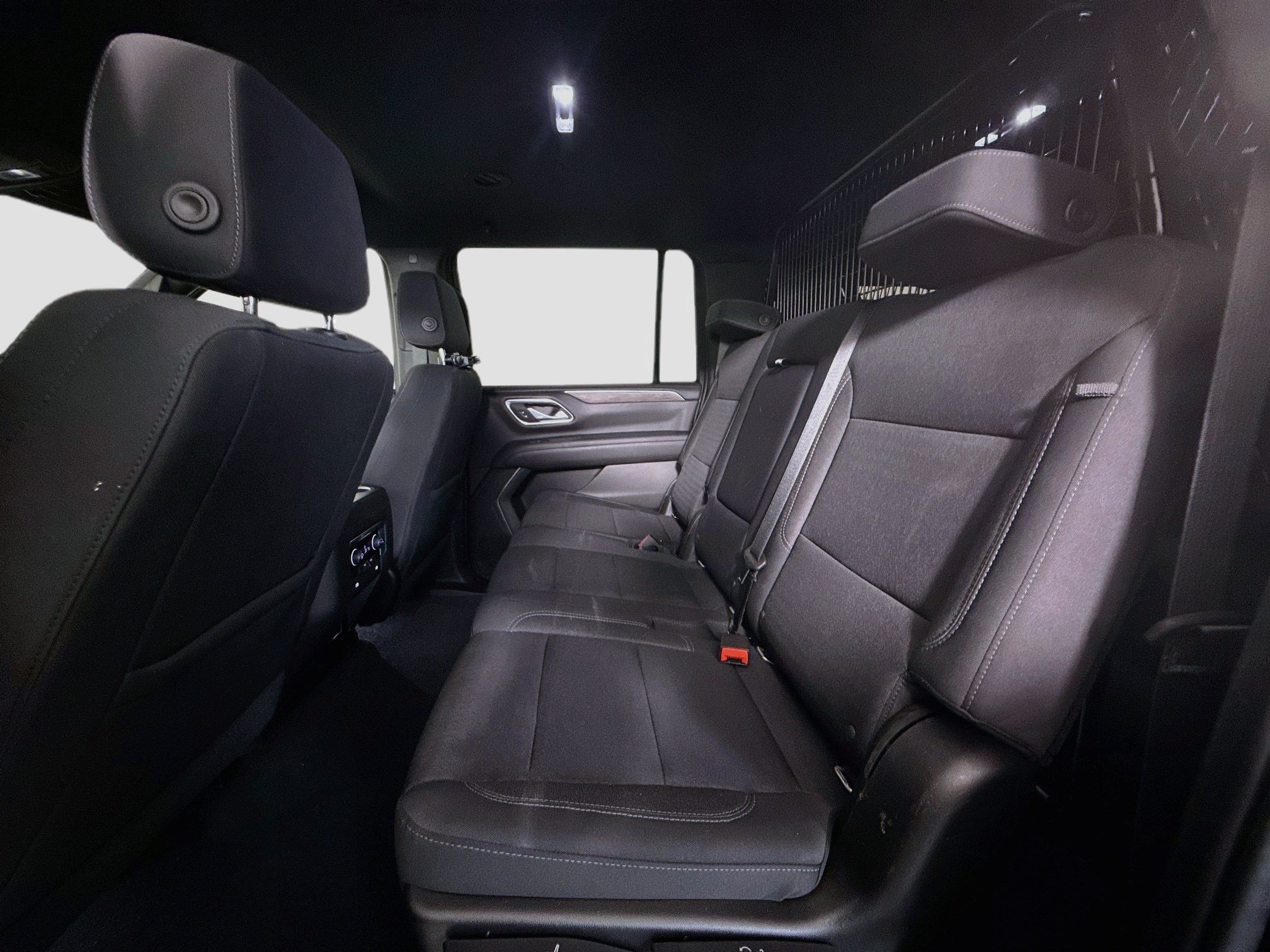 Used 2021 Chevrolet Suburban LS AWD/4WD image 25