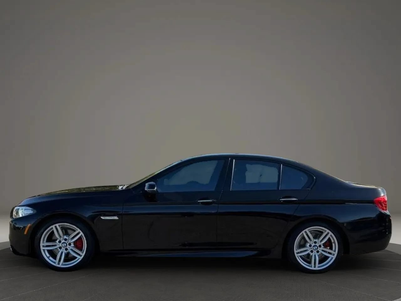 Used 2016 BMW 535i Sedan RWD image 4