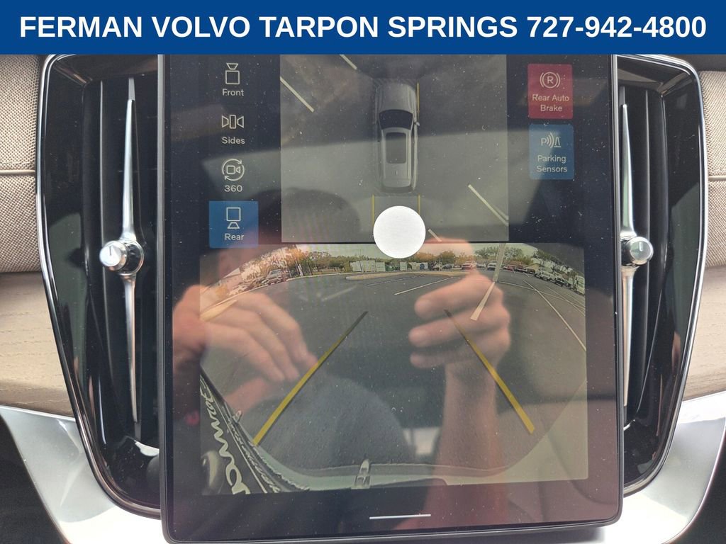 New 2026 Volvo XC90 B6 Plus w/ Protection Package Premier image 26