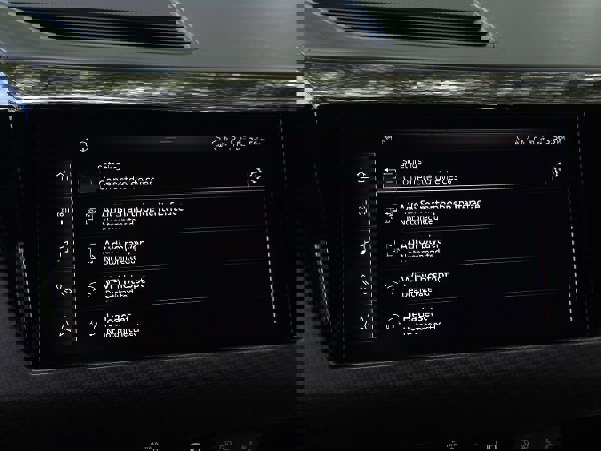 Used 2022 Audi RS e-tron GT w/ Carbon Performance Package image 59