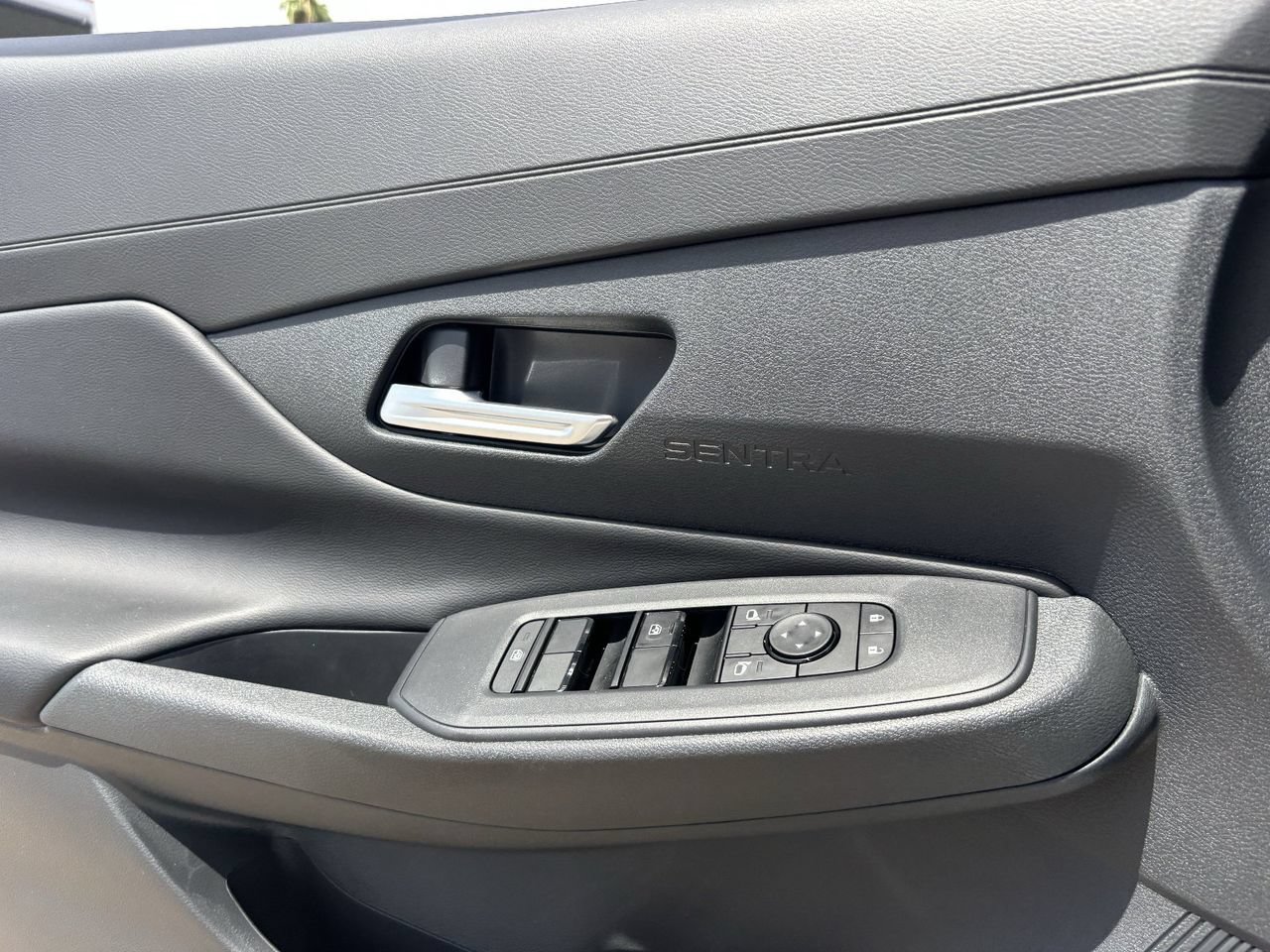 New 2026 Nissan Sentra SV w/ SV Convenience Package FWD image 20