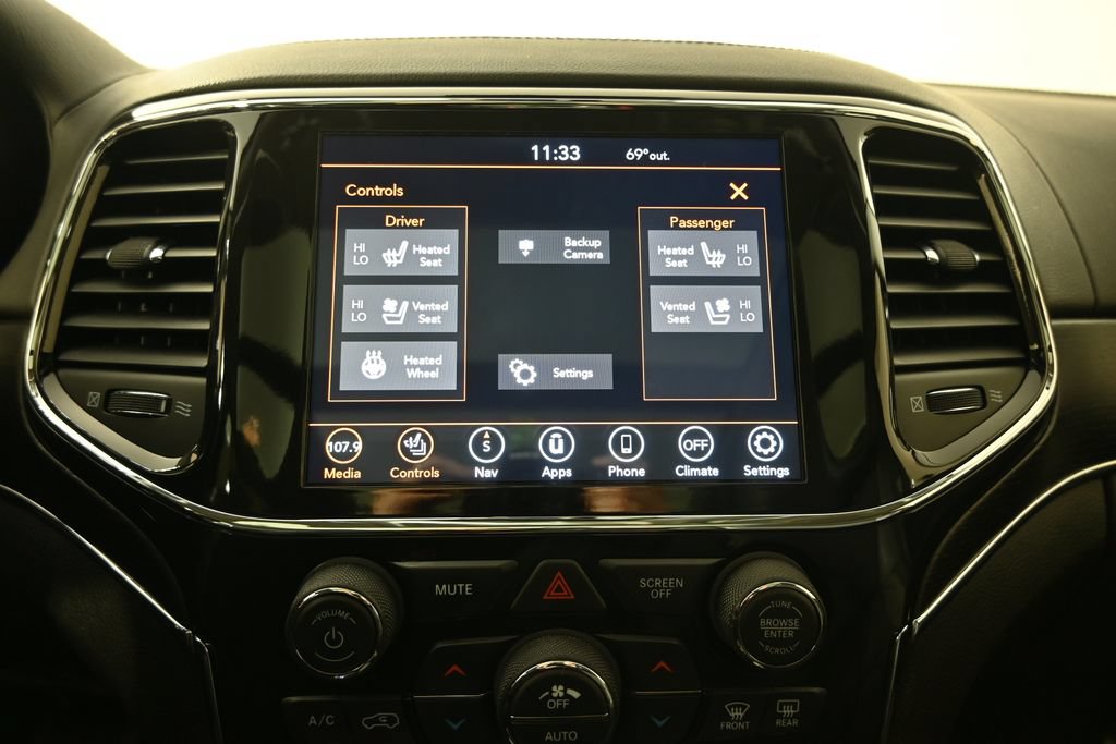 Used 2021 Jeep Grand Cherokee Summit AWD/4WD image 30