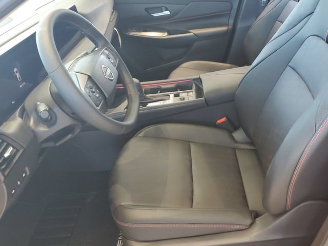 New 2026 Nissan Sentra SR w/ SR Premium Package FWD image 22