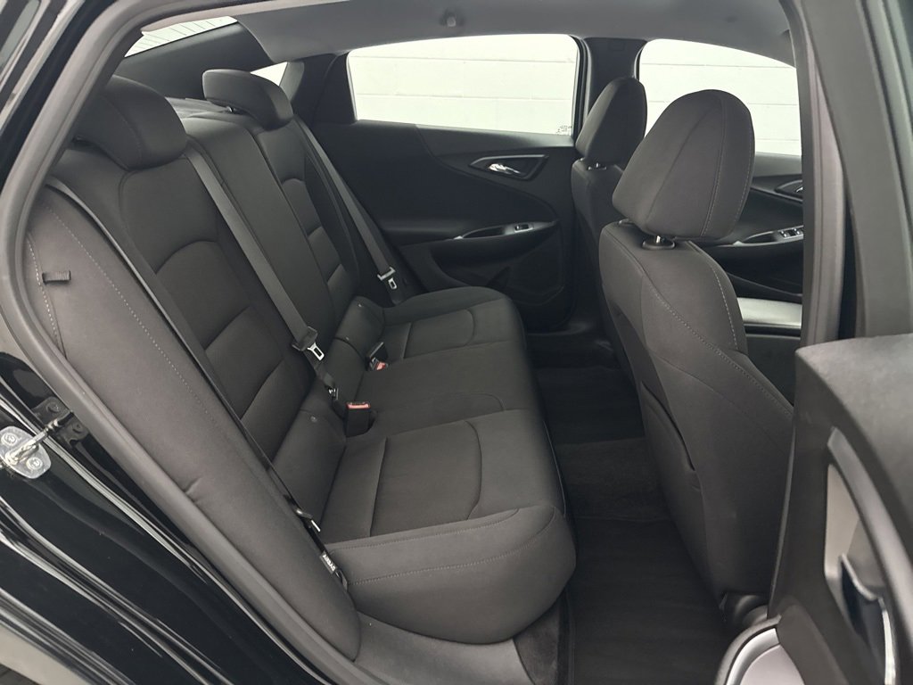 Used 2024 Chevrolet Malibu LS image 29