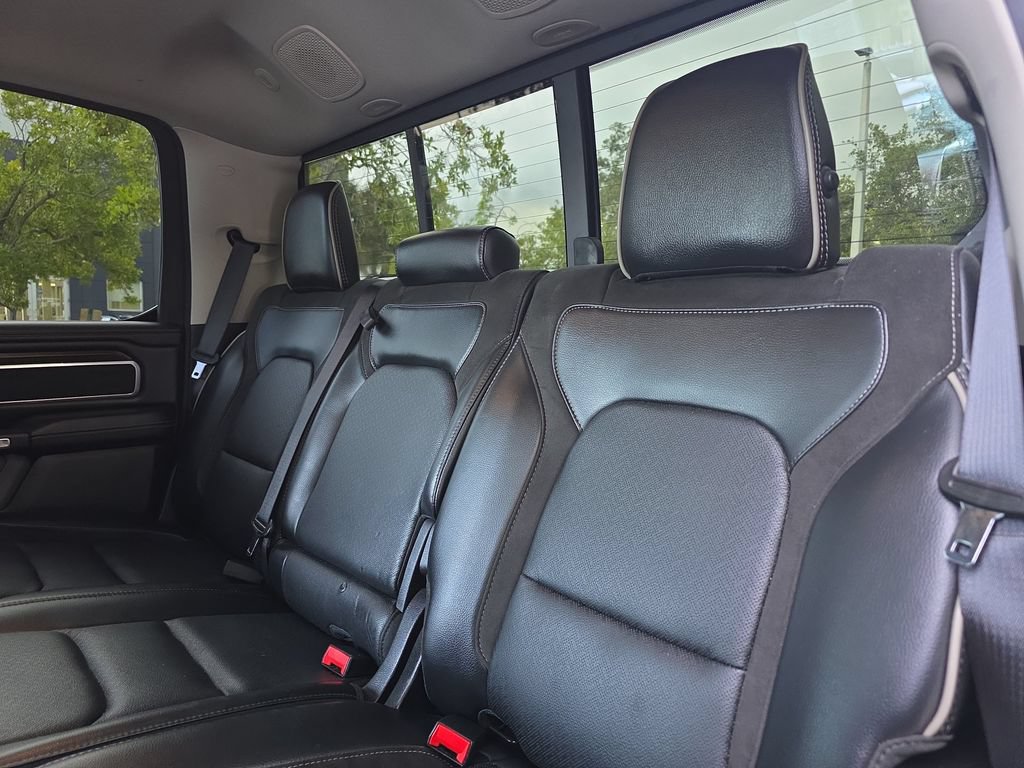 Used 2022 RAM 1500 Laramie AWD/4WD image 18