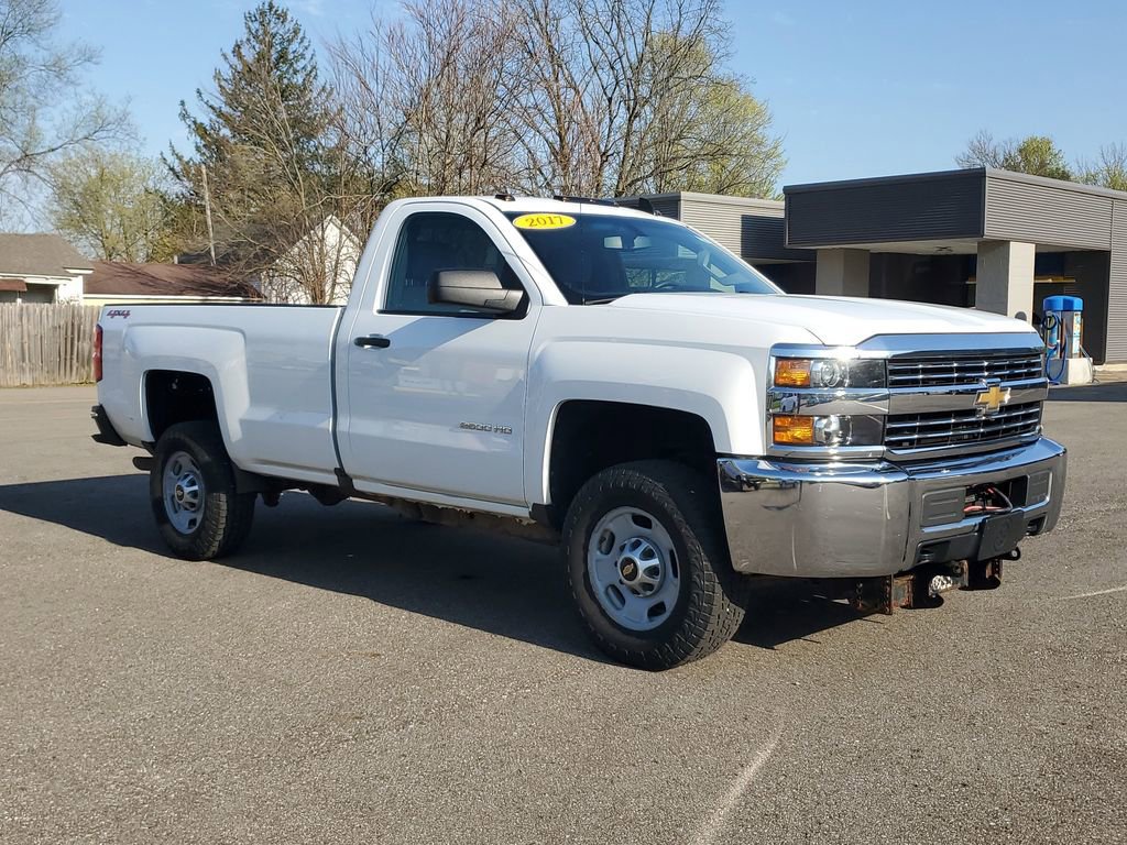 Used 2017 Chevrolet Silverado 2500 W/T w/ WT Convenience Package AWD/4WD image 3