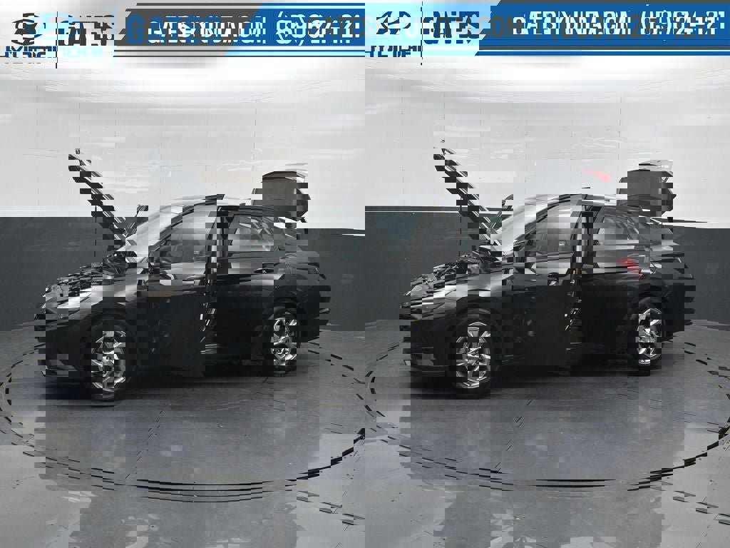 Certified 2021 Hyundai Elantra SE image 49