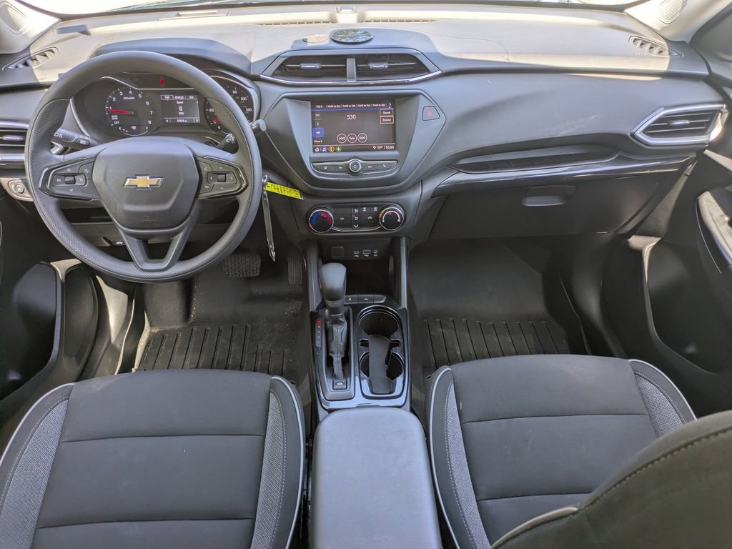 Used 2021 Chevrolet TrailBlazer LS FWD image 14