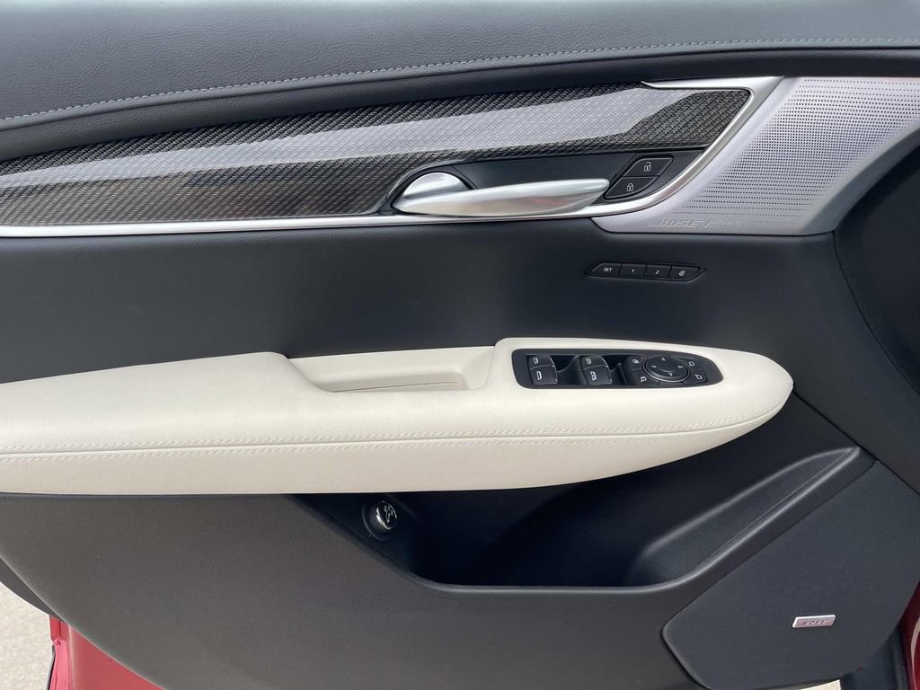 New 2026 Cadillac XT5 Sportv AWD/4WD image 23