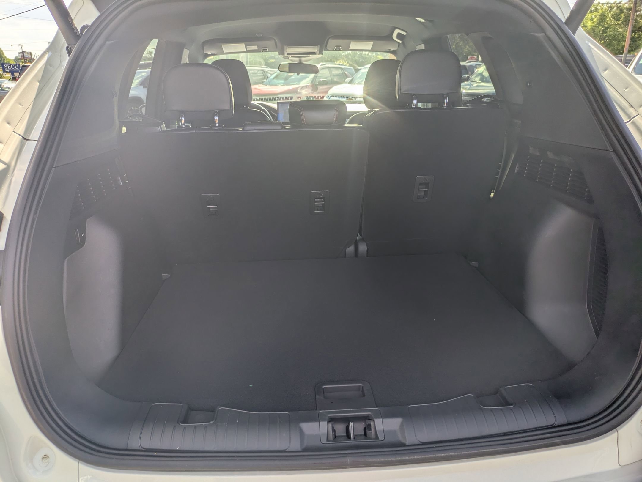 Used 2024 Ford Escape ST-Line w/ Tech Pack #1 FWD image 27