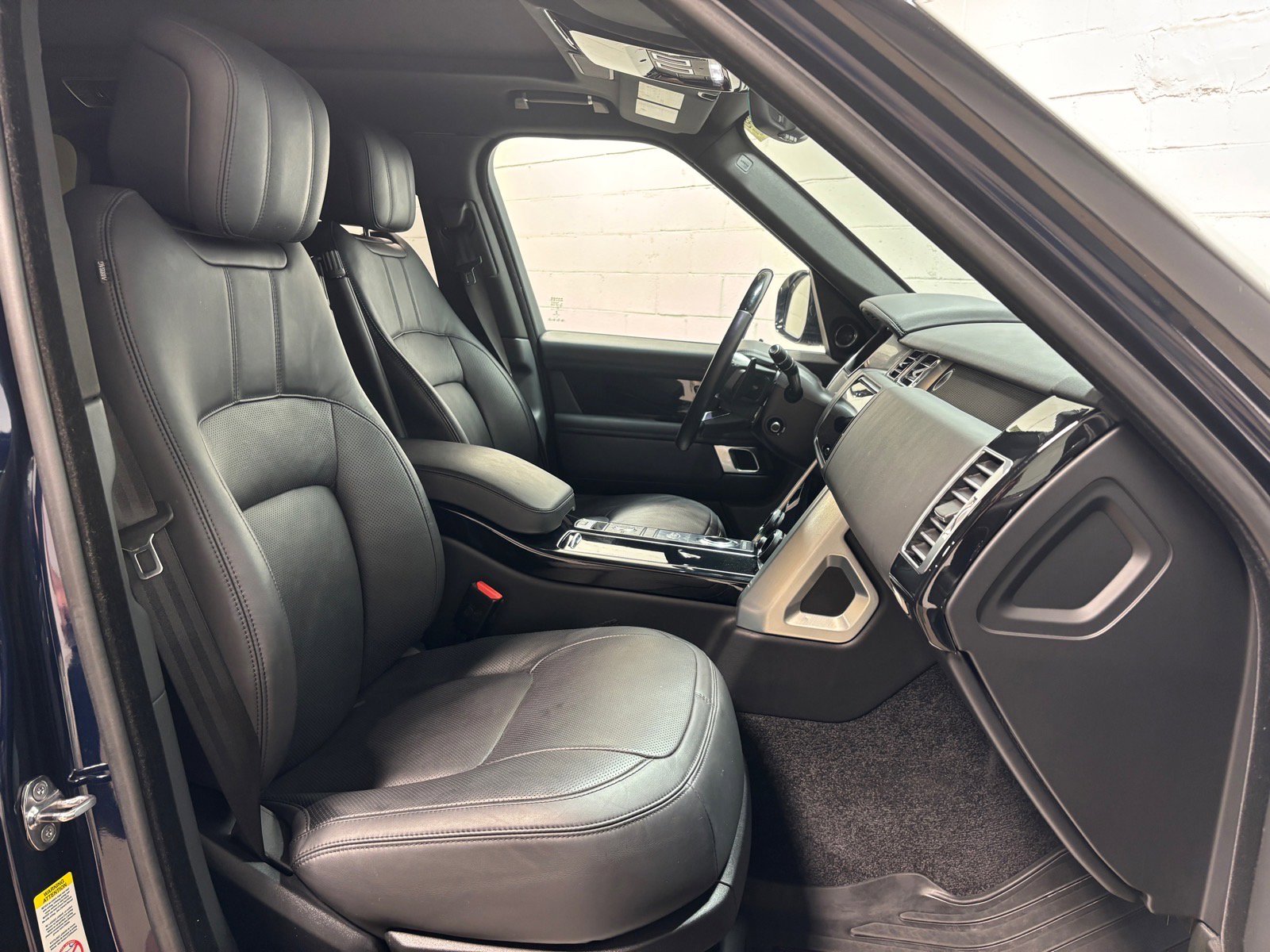 Used 2021 Land Rover Range Rover Westminster Edition image 34