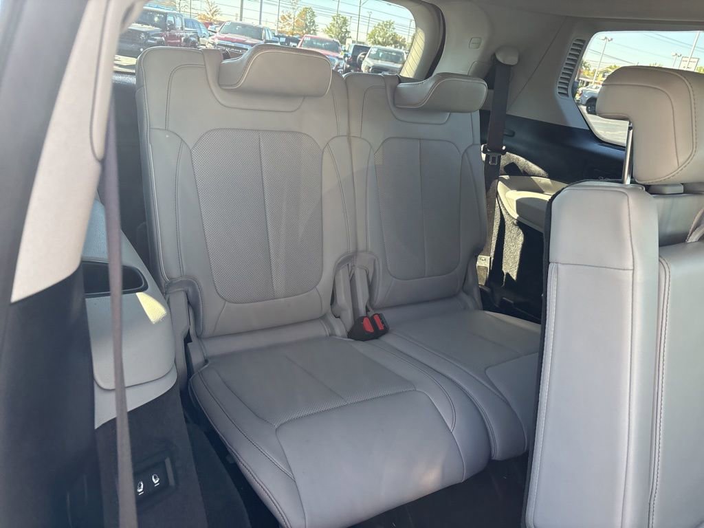 Used 2021 Jeep Grand Cherokee L Overland image 21