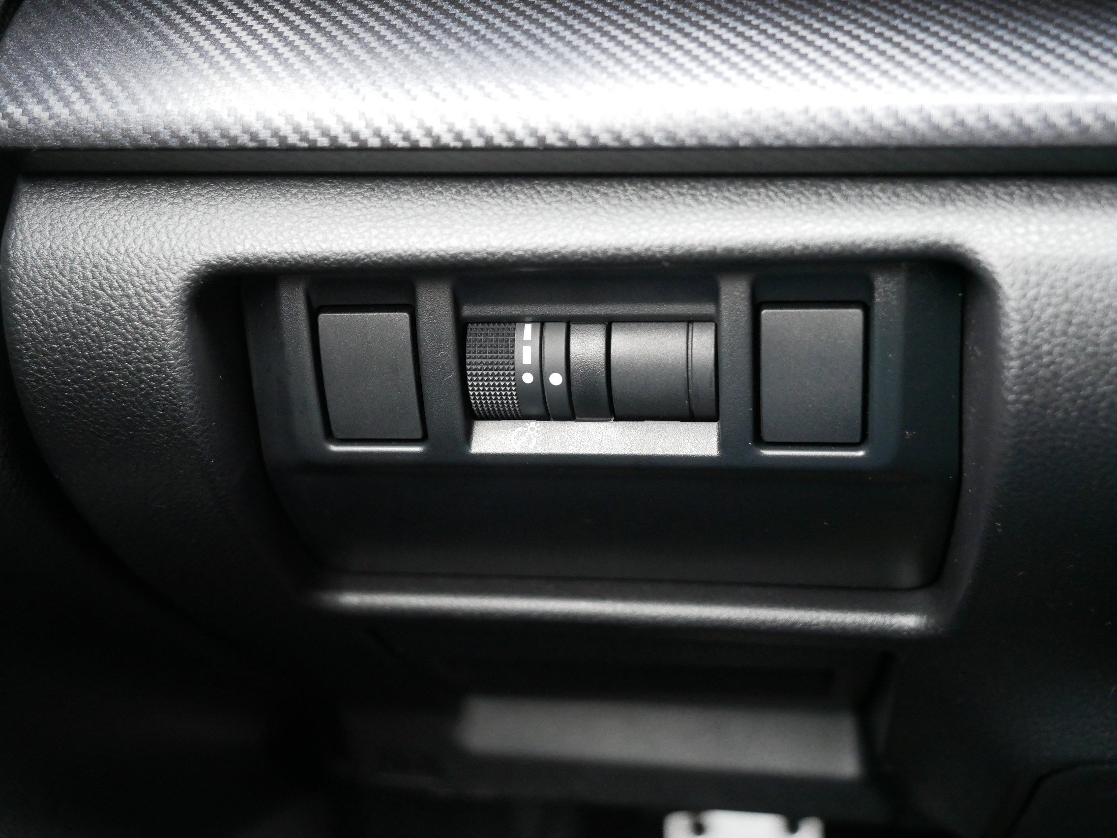 Certified 2025 Subaru Crosstrek 2.5i Sport w/ Crosstrek Mirror Package image 26