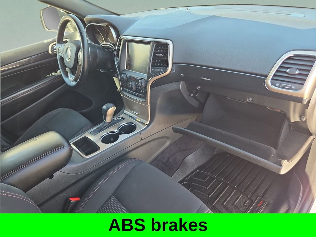 Used 2016 Jeep Grand Cherokee Laredo 75th Anniversary image 15