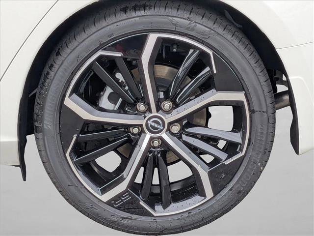 New 2025 Nissan Altima 2.5 SR w/ SR Premium Package FWD image 9