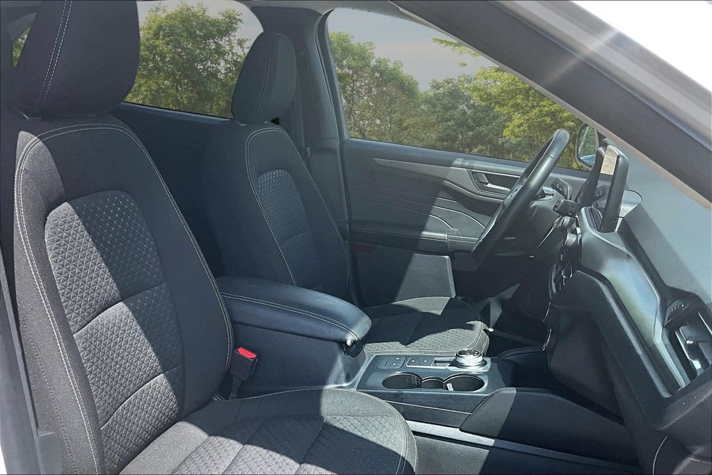 Certified 2023 Ford Escape Active AWD/4WD image 7