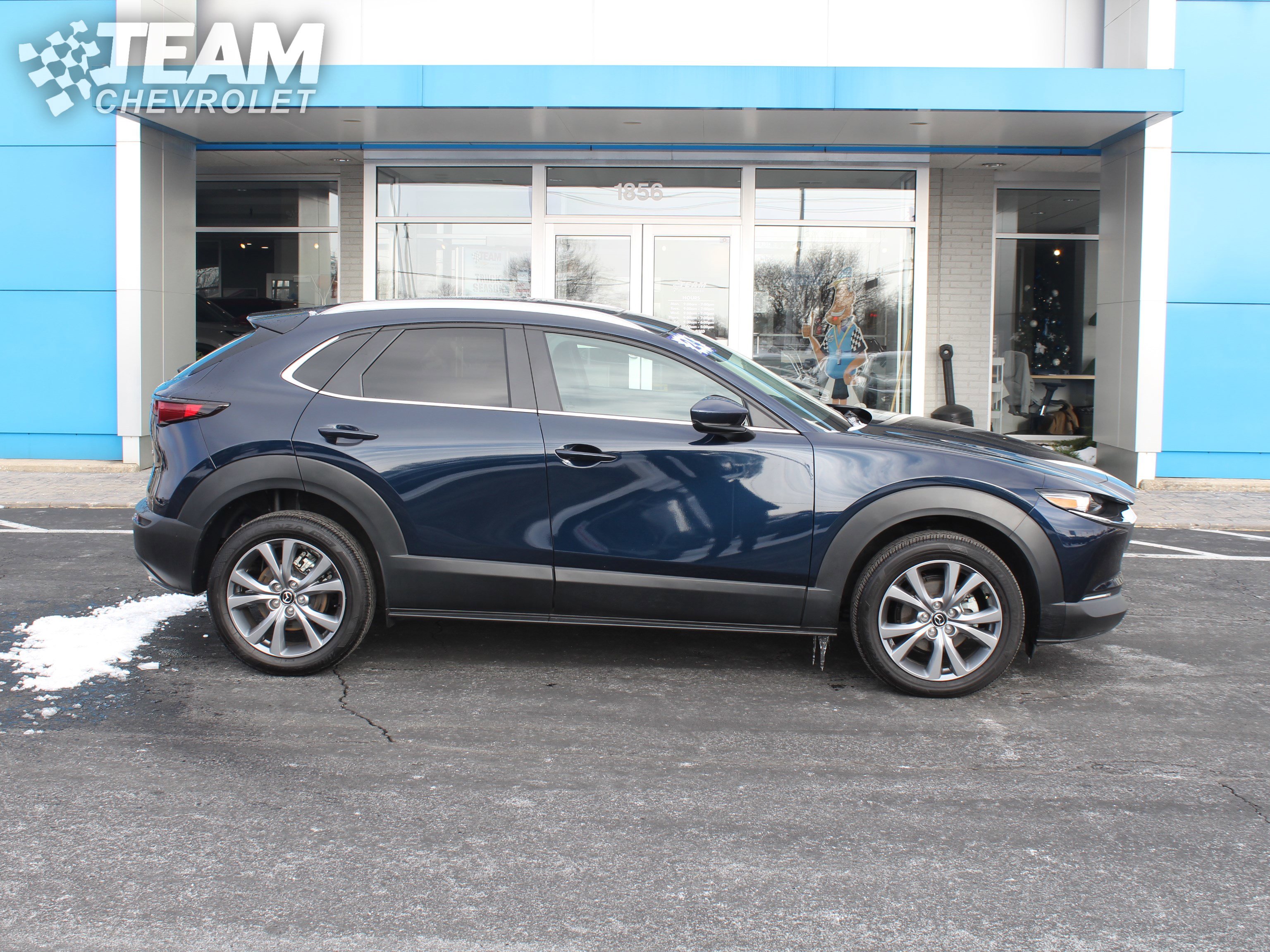 Used 2024 MAZDA CX-30 AWD 2.5 S w/ Preferred Package image 3