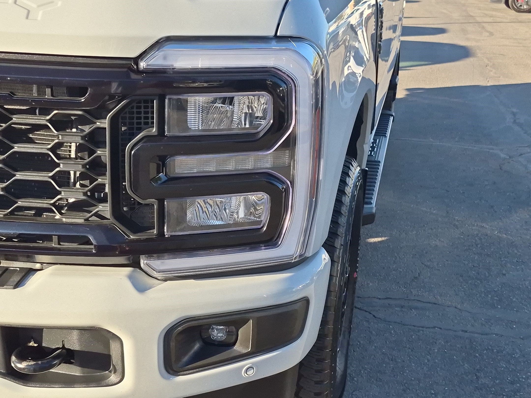 Used 2026 Ford F350 Lariat w/ Black Appearance Package AWD/4WD image 13