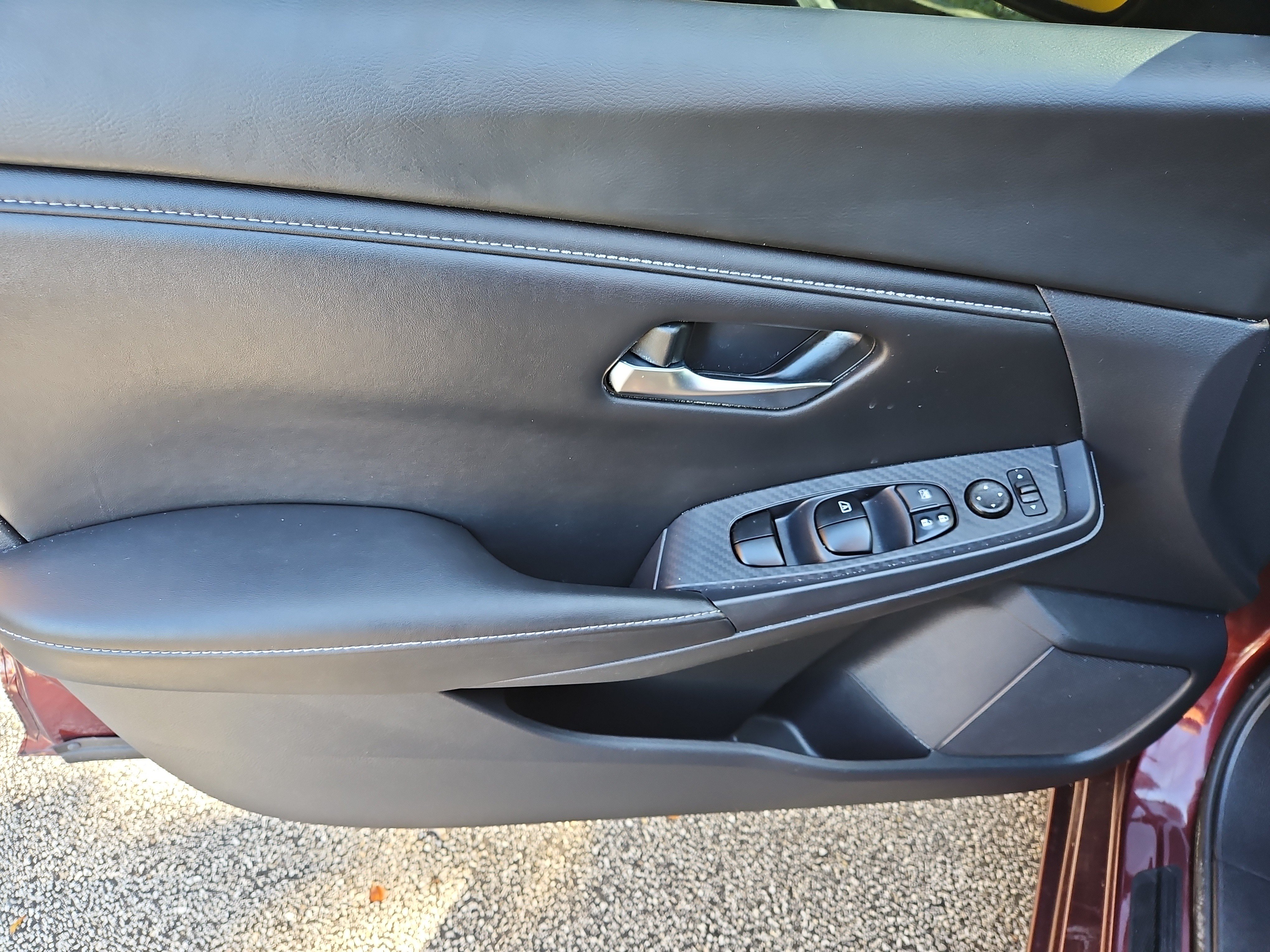 Used 2022 Nissan Sentra SV w/ All-Weather Package FWD image 13
