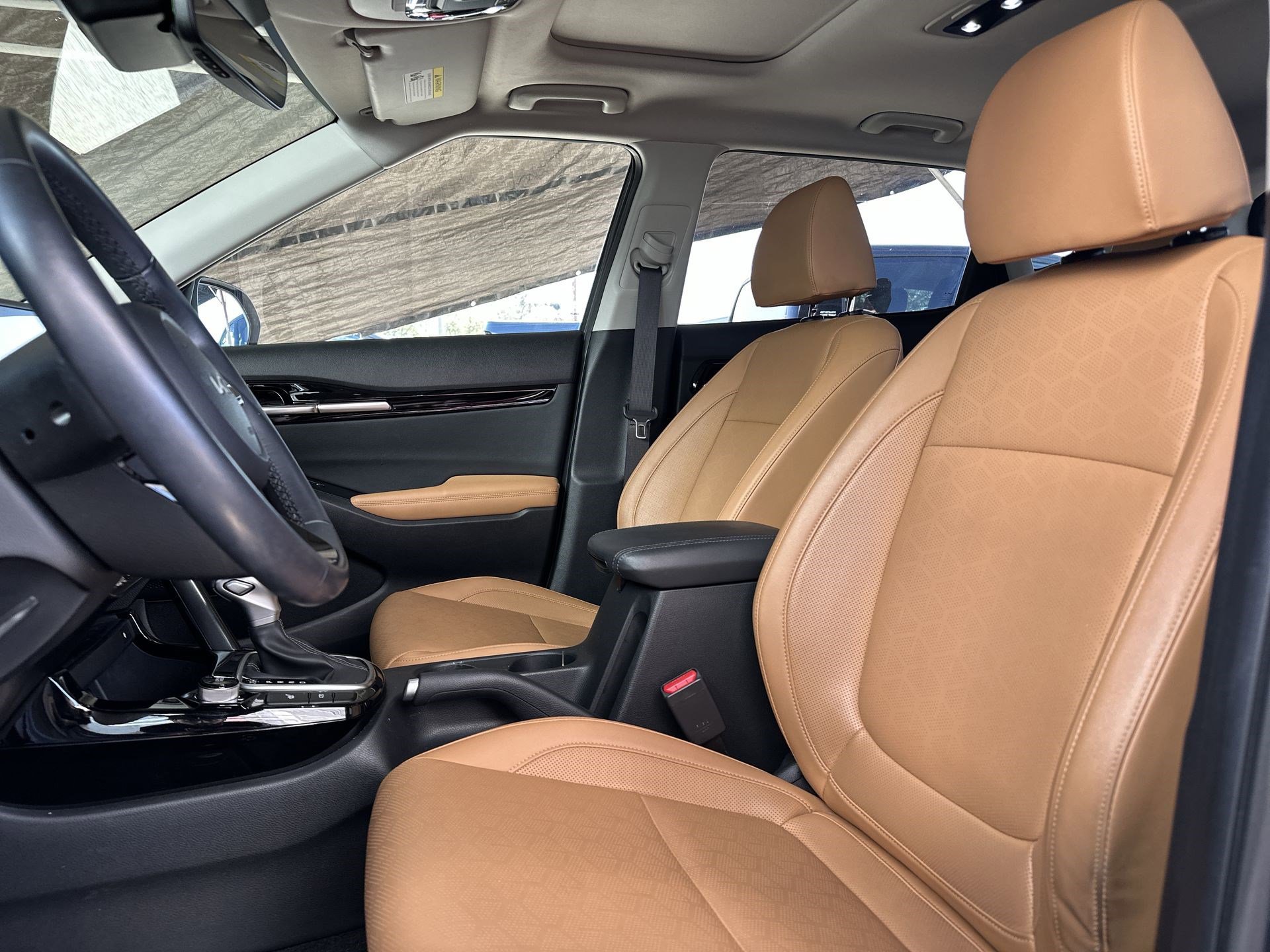 Certified 2024 Kia Seltos EX image 13