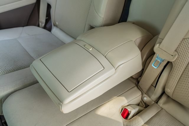 Used 2011 Lexus GX 460 Premium AWD/4WD image 38