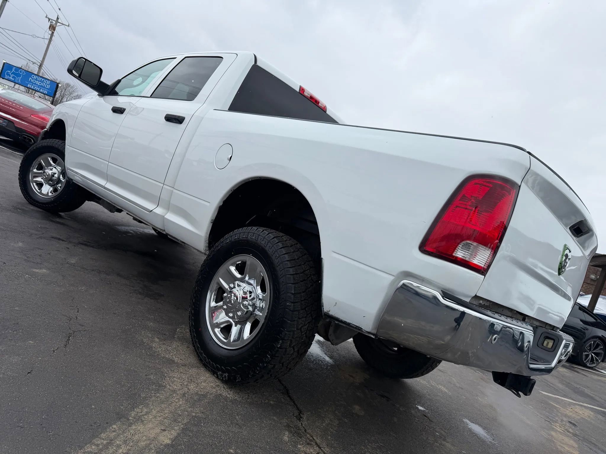 Used 2017 RAM 3500 Tradesman w/ Chrome Appearance Group image 32