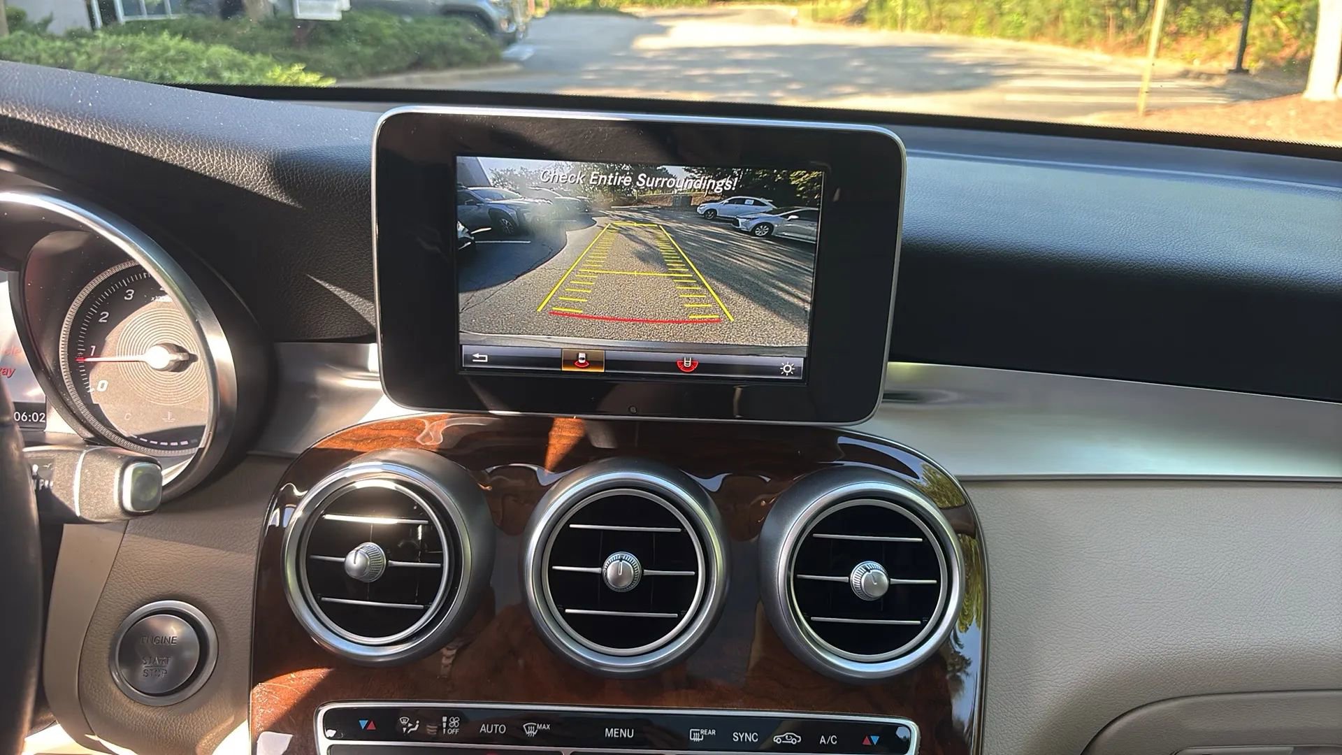 Used 2018 Mercedes-Benz GLC 300 image 16