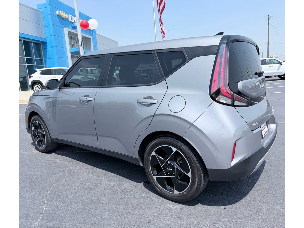 Used 2024 Kia Soul EX FWD image 7