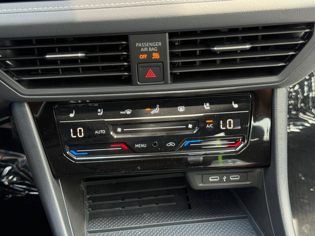 New 2026 Volkswagen Jetta SEL FWD image 17