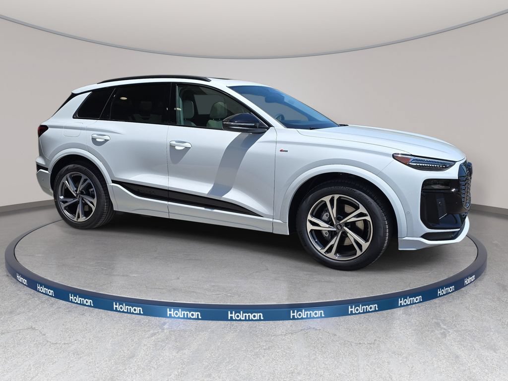New 2027 Audi Q6 e-tron Prestige AWD/4WD image 4