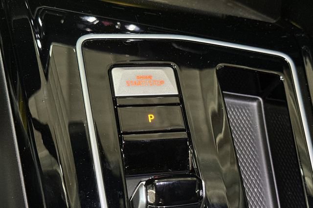 Used 2023 Volkswagen GTI 40th Anniversary Edition FWD image 26