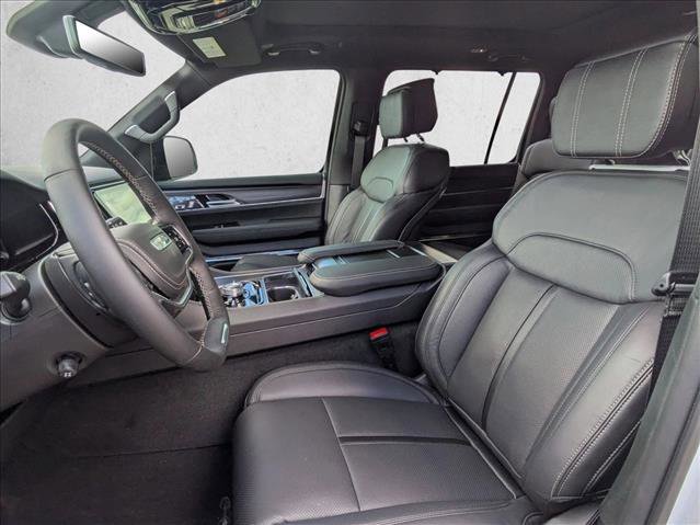 New 2026 Jeep Grand Wagoneer Summit image 4