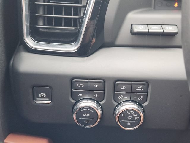 Used 2025 GMC Sierra 2500 Denali Ultimate AWD/4WD image 24